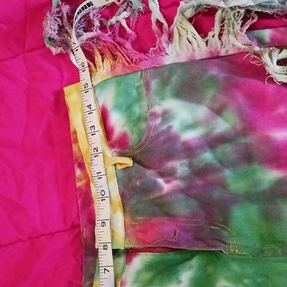 Daisy Tiedye Jeans - Picture 3 of 7